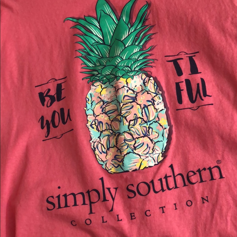 Simply Southern T-shirt. Size L